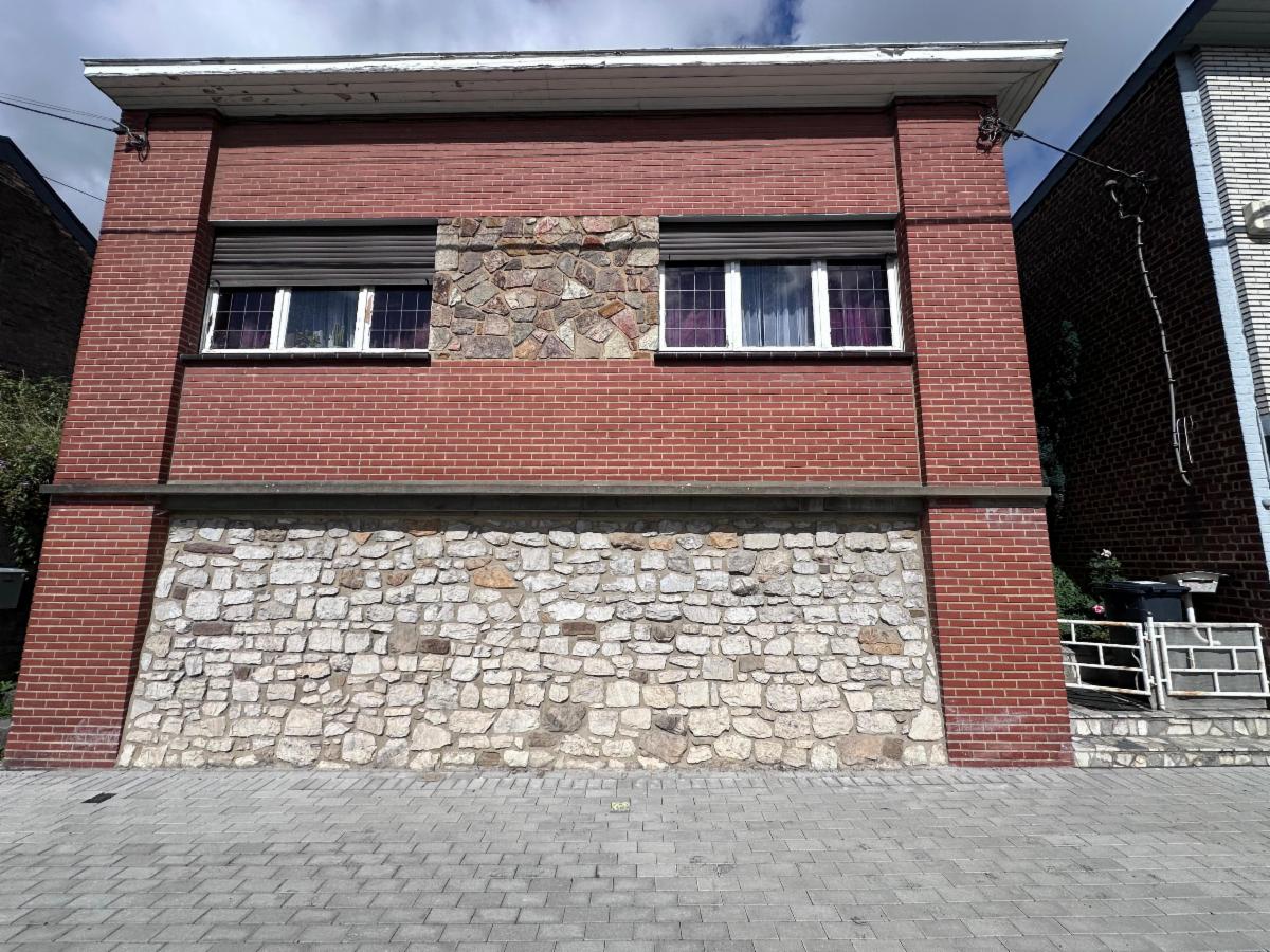 photo 1 du bien Maison plain-pied 4façades avec 2 chambres.
