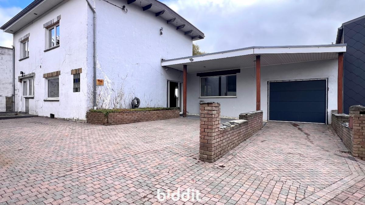 maison unifamiliale sise dans un cadre calme et verdoyant
