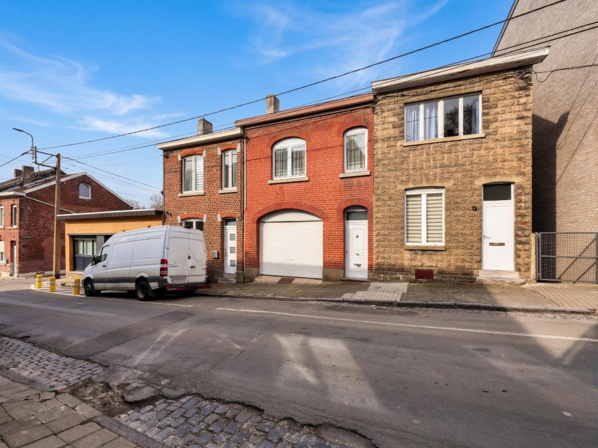 Photo 2 du bien Bonne petite maison avec garage/atelier à rénover