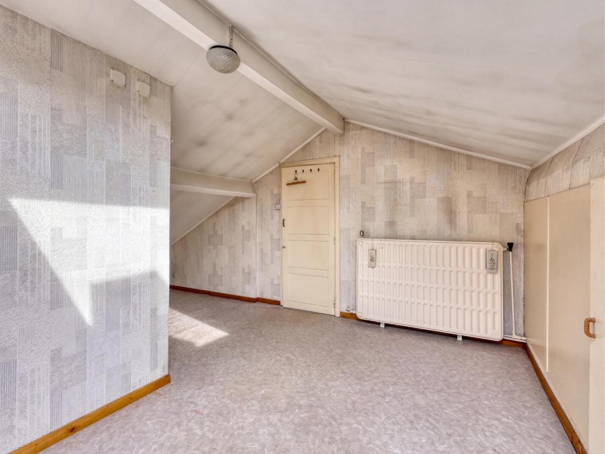 Photo 4 du bien Bonne petite maison avec garage/atelier à rénover