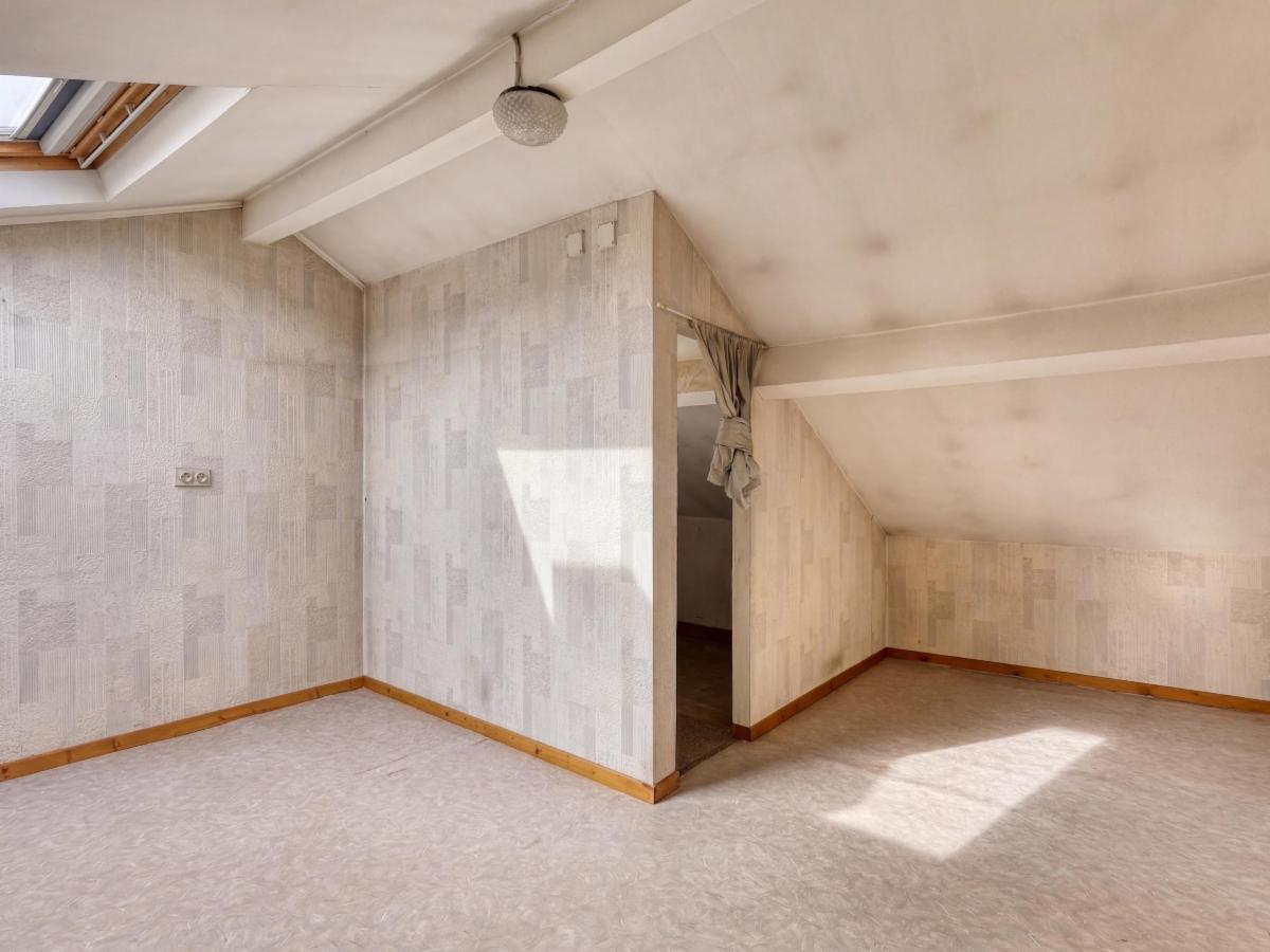 Photo 5 du bien Bonne petite maison avec garage/atelier à rénover