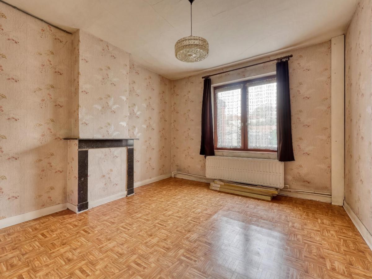 Photo 12 du bien Bonne petite maison avec garage/atelier à rénover