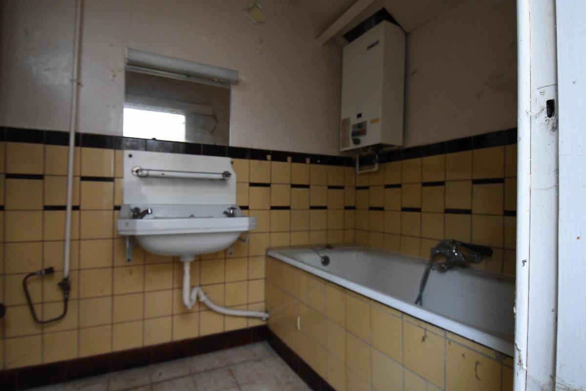 Photo 10 du bien Maison d'habitation, 2 chambres, avec jardin, à restaurer