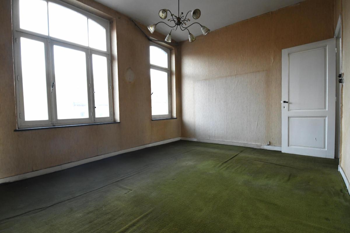 Photo 11 du bien Maison d'habitation 3 chambres avec façade art nouveau