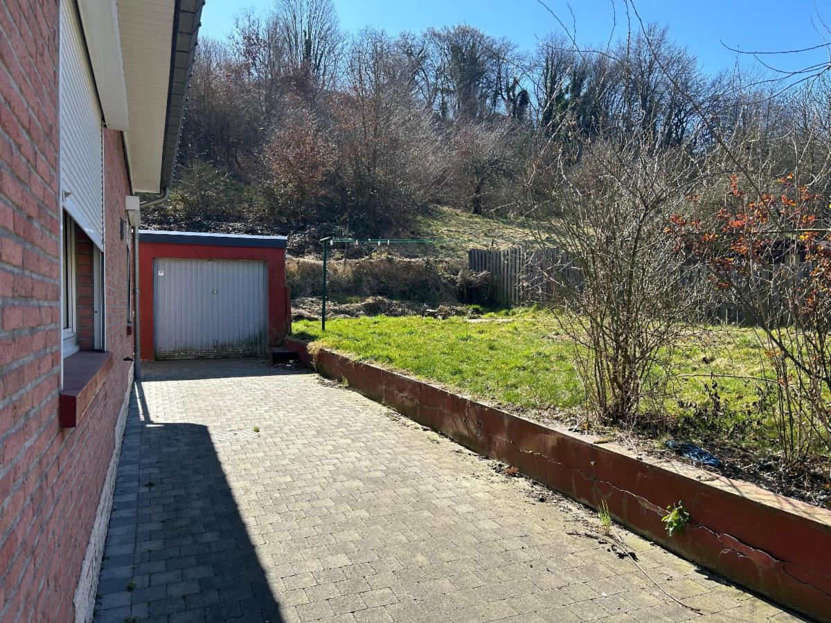 Photo 3 du bien Bungalow avec garages et jardin