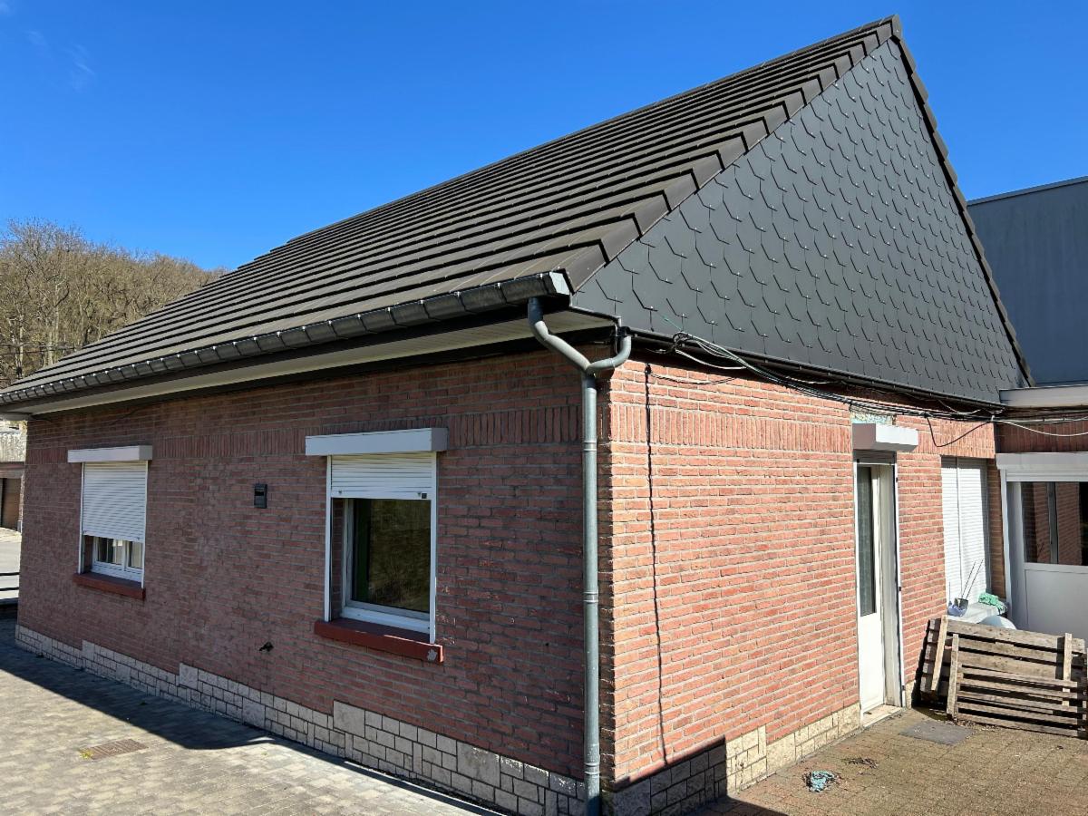 Photo 5 du bien Bungalow avec garages et jardin