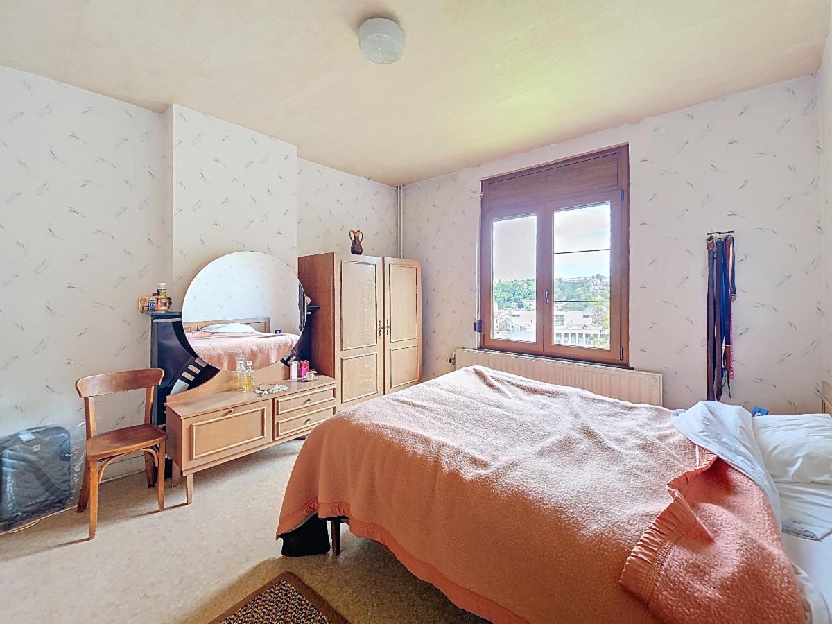 Photo 6 du bien Maison à rénover dans une voie sans issue - beau potentiel !