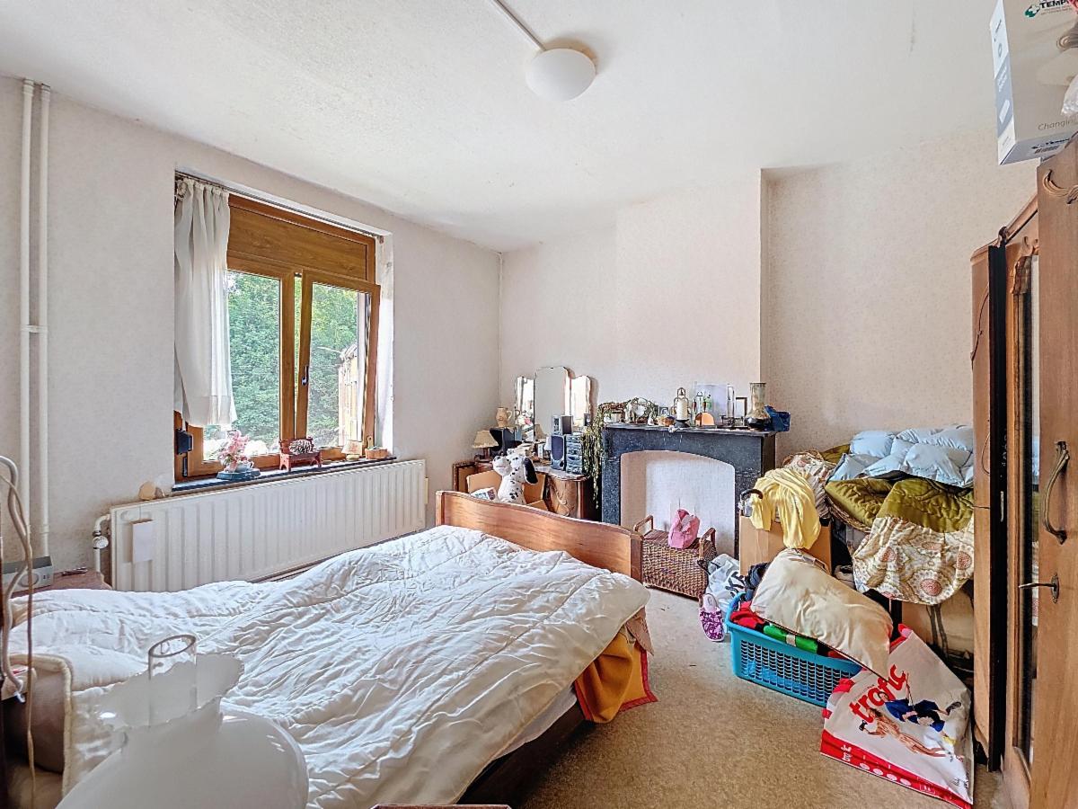 Photo 8 du bien Maison à rénover dans une voie sans issue - beau potentiel !